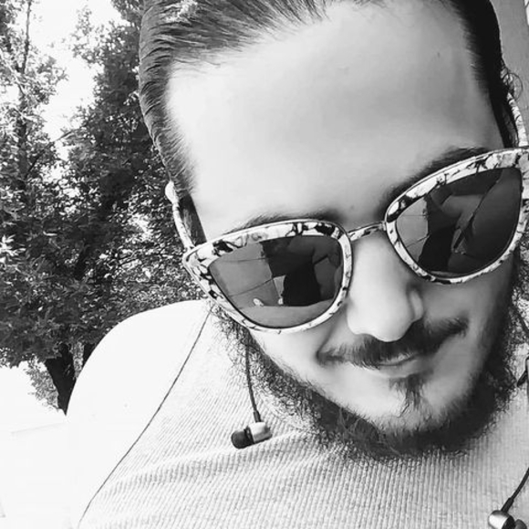 Meet your Posher, Cody - Picture 1 of 1